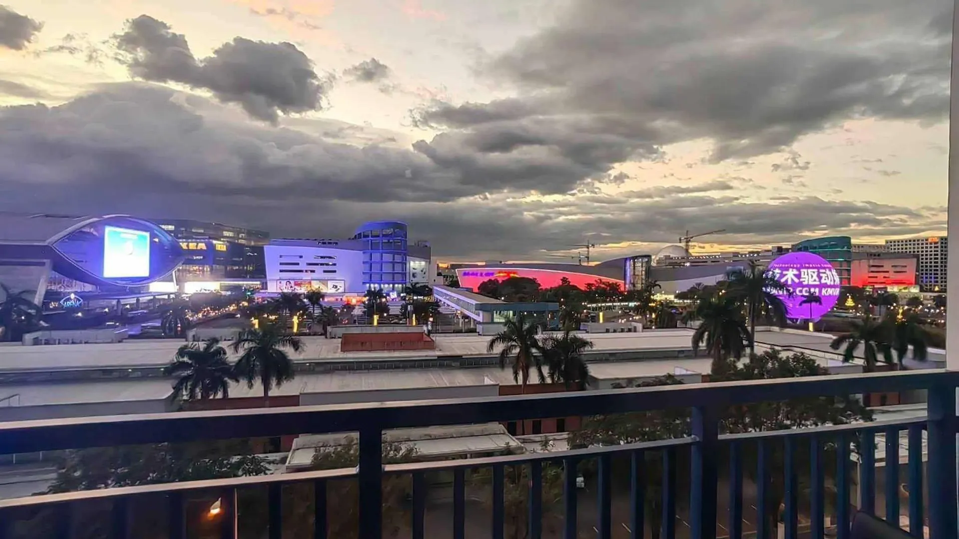 Apartahotel Sea Residences Near Moa And Smx Manila