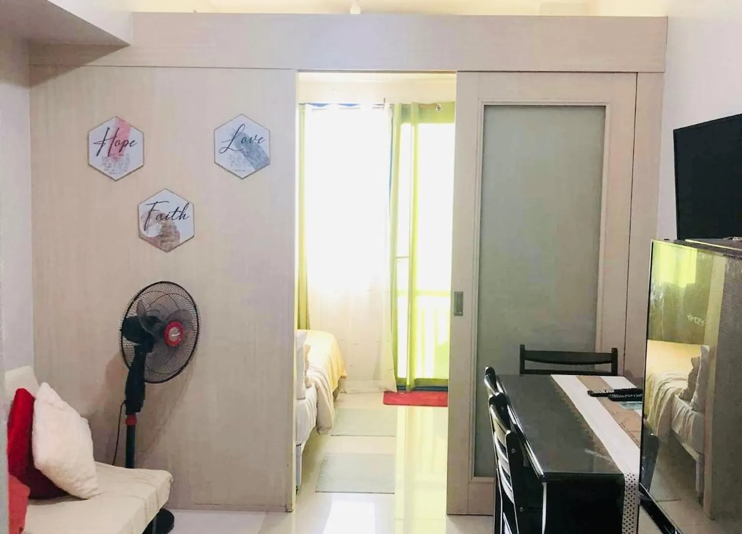 Sea Residences Near Moa And Smx Manila Philippines